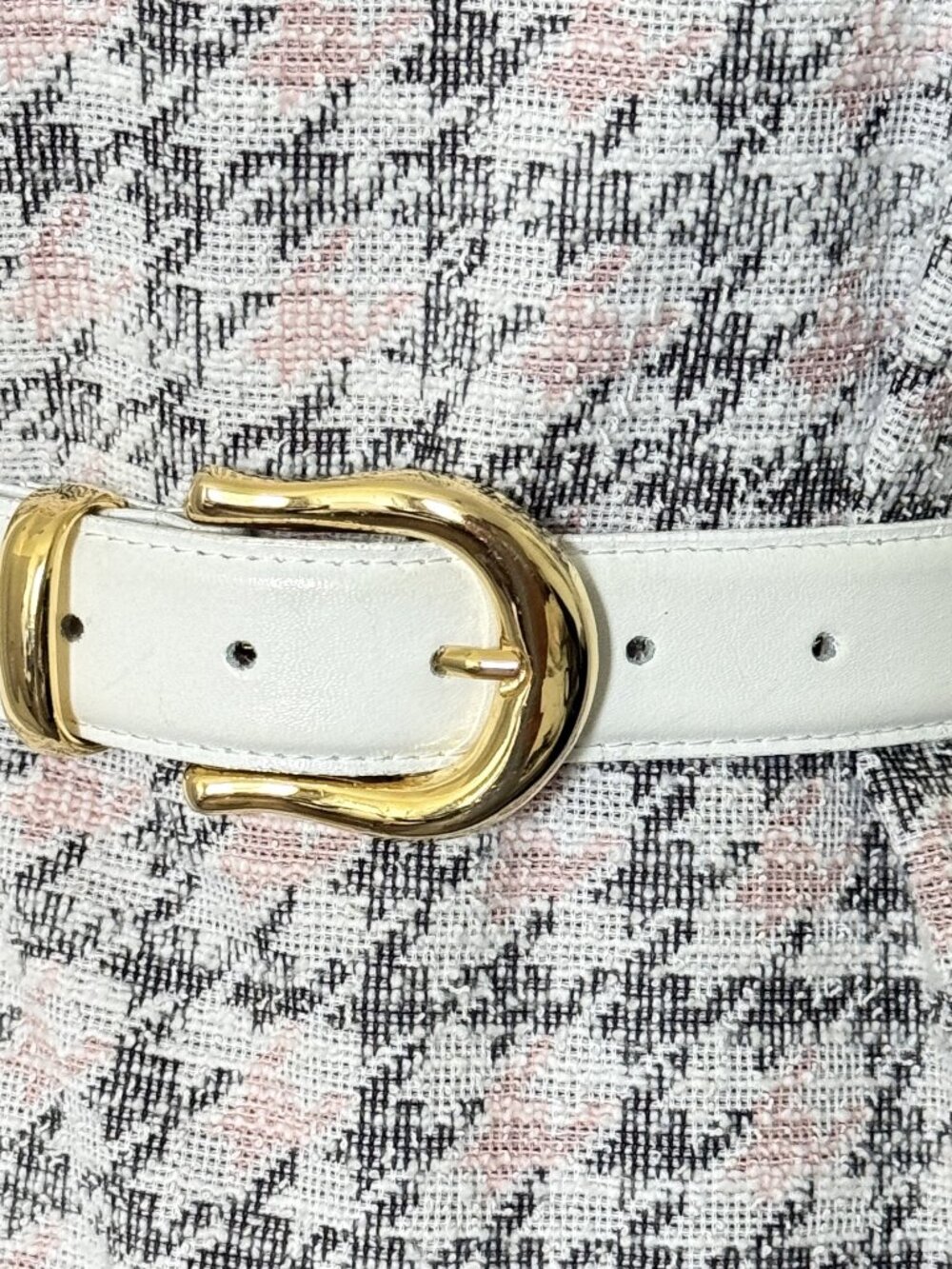Capezio Belt Women's white leather fashion size ML